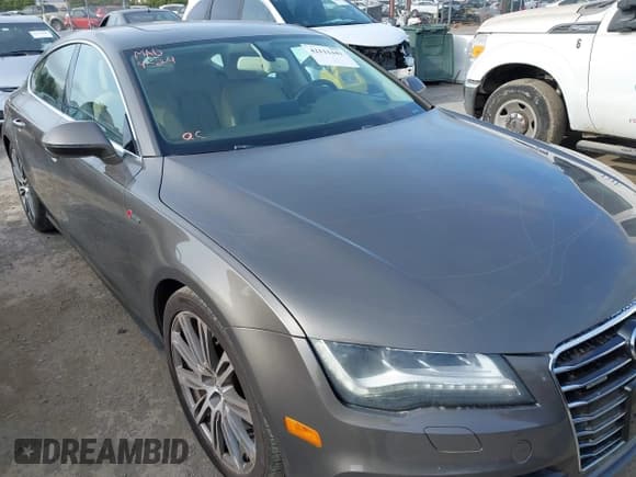 ✅ 2012 Audi A7 Prestige • VIN: WAU2GAFC7CN122113 • Lot: 42111441. Listed on IAAI with 149,617 mi. Free auction sales archive from the USA and detailed vehicle history report at DreamBid. Image 17.