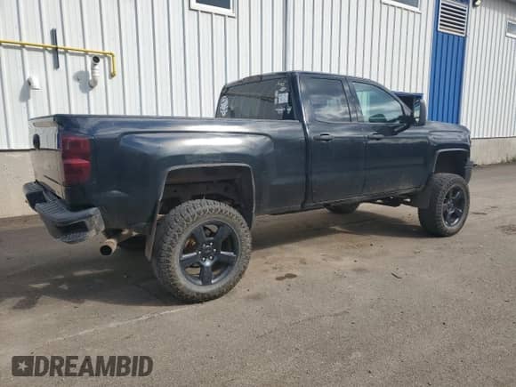 2015 Chevrolet Silverado 1500 LS z VIN 1GCVKPEC6FZ410818, wystawiony jako Copart lot #84873965 z przebiegiem 269 261 mil mil oraz Szkoda całkowita • Salvage title. Historia ofert i sprzedaży dostępna na DreamBid. Obrazek 3.