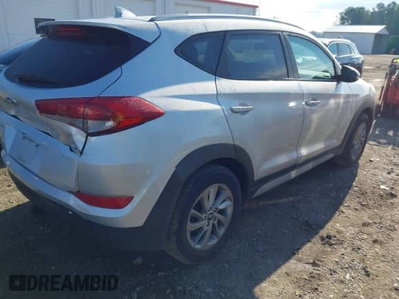2017 Hyundai Tucson SE Plus с VIN KM8J33A40HU535165, выставлен на аукционе IAAI как лот 42186443 с пробегом 123 239 миль миль и . История ставок и продаж доступна на DreamBid. Изображение 4.