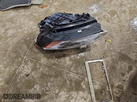 ✅ 2016 Audi Q5 Premium Plus • VIN: WA1L2AFP5GA057486 • Lot: 94932115. Wystawiony na Copart z przebiegiem 148 410 mil. Bezpłatny archiwum sprzedaży aukcyjnych z USA i szczegółowy raport historii pojazdu na DreamBid. Zdjęcie 13.