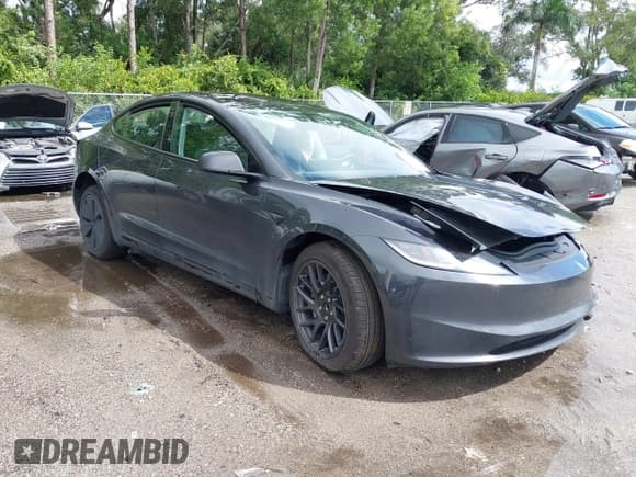 ✅ 2025 Tesla Model 3 Long Range • VIN: 5YJ3E1EA3SF951335 • Lot: 43406670. Listed on IAAI with 19,260 mi. Free auction sales archive from the USA and detailed vehicle history report at DreamBid. Image 1.