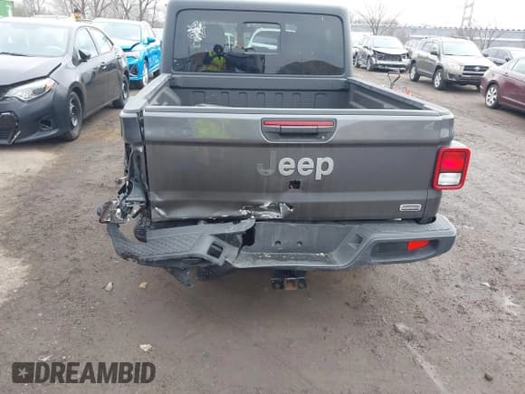 ✅ 2021 Jeep Gladiator Overland • VIN: 1C6HJTFG7ML620006 • Лот: 41875269. Опубликован ранее на IAAI с пробегом 22 655 миль. Бесплатный доступ к архиву аукционных продаж из США и подробный отчёт об истории автомобиля на DreamBid. Изображение 17.