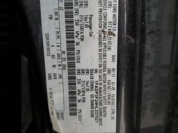 ✅ 2017 Ford Focus SE • VIN: 1FADP3F24HL337021 • Лот: 45004405. Опубликован ранее на Copart с пробегом 137 605 миль. Бесплатный доступ к архиву аукционных продаж из США и подробный отчёт об истории автомобиля на DreamBid. Изображение 12.