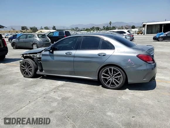 ✅ 2019 Mercedes-Benz C 43 AMG • VIN: 55SWF6EBXKU294290 • Lot: 65159015. Wystawiony na Copart z przebiegiem 98 131 mil. Bezpłatny archiwum sprzedaży aukcyjnych z USA i szczegółowy raport historii pojazdu na DreamBid. Zdjęcie 14.