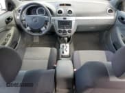 ✅ 2007 Suzuki Reno • VIN: KL5JD66Z97K693883 • Lot: 45657115. Wystawiony na Copart z przebiegiem 60 356 mil. Bezpłatny archiwum sprzedaży aukcyjnych z USA i szczegółowy raport historii pojazdu na DreamBid. Zdjęcie 8.