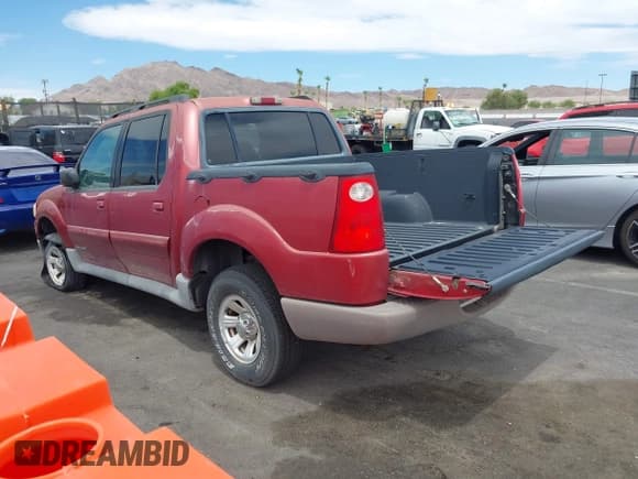 ✅ 2001 Ford Explorer Sport Trac • VIN: 1FMZU67E21UA92783 • Lot: 42847776. Listed on IAAI with 114,901 mi. Free auction sales archive from the USA and detailed vehicle history report at DreamBid. Image 3.