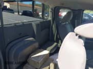 ✅ 2017 Nissan Frontier S • VIN: 1N6BD0CT3HN756694 • Lot: 43301296. Wystawiony na IAAI z przebiegiem 133 207 mil. Bezpłatny archiwum sprzedaży aukcyjnych z USA i szczegółowy raport historii pojazdu na DreamBid. Zdjęcie 8.