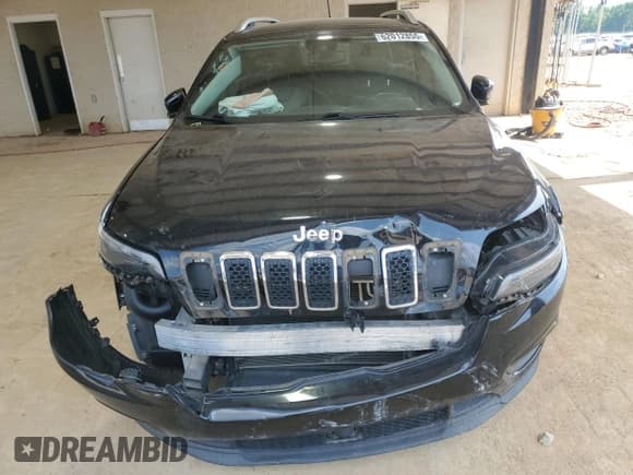 ✅ 2021 Jeep Cherokee Latitude Lux • VIN: 1C4PJLMX2MD134723 • Lot: 62012855. Wystawiony na Copart z przebiegiem 88 483 mil. Bezpłatny archiwum sprzedaży aukcyjnych z USA i szczegółowy raport historii pojazdu na DreamBid. Zdjęcie 5.