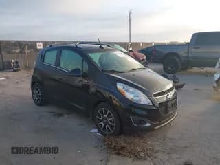 ✅ 2013 Chevrolet Spark LT • VIN: KL8CF6S99DC521242 • Лот: 43548523. Опубликован ранее на IAAI с пробегом 82 973 миль. Бесплатный доступ к архиву аукционных продаж из США и подробный отчёт об истории автомобиля на DreamBid. Изображение 1.
