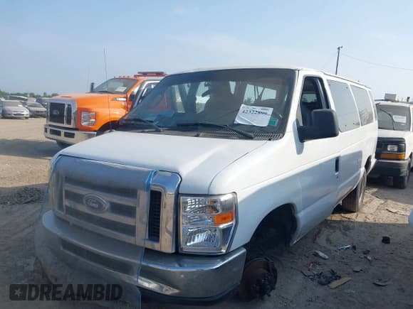 ✅ 2009 Ford Econoline Passenger XL • VIN: 1FBSS31L19DA17736 • Lot: 42322899. Wystawiony na IAAI z przebiegiem Nie podano. Bezpłatny archiwum sprzedaży aukcyjnych z USA i szczegółowy raport historii pojazdu na DreamBid. Zdjęcie 2.