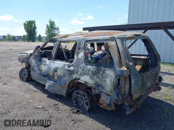 ✅ 2004 Mercury Mountaineer Convenience • VIN: 4M2DU86W84ZJ36601 • Lot: 42864829. Listed on IAAI with Not provided. Free auction sales archive from the USA and detailed vehicle history report at DreamBid. Image 3.