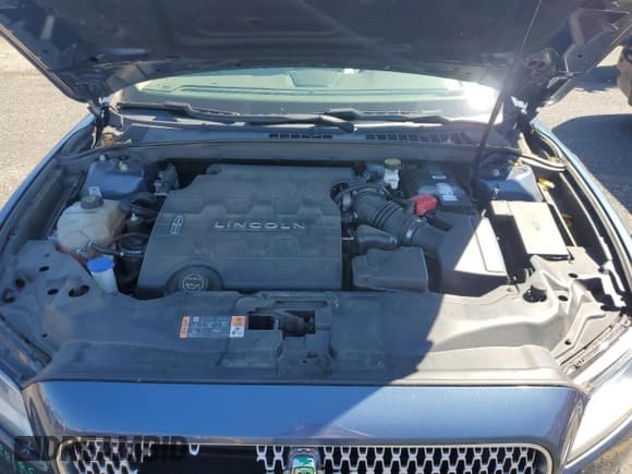 ✅ 2018 Lincoln Continental Select • VIN: 1LN6L9TK2J5614843 • Lot: 71918145. Listed on Copart with 75,646 mi. Free auction sales archive from the USA and detailed vehicle history report at DreamBid. Image 11.