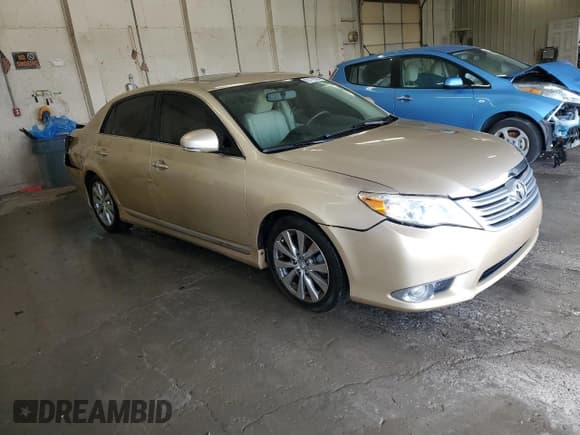 ✅ 2011 Toyota Avalon Limited • VIN: 4T1BK3DBXBU382643 • Лот: 92176325. Опубликован ранее на Copart с пробегом 190 065 миль. Бесплатный доступ к архиву аукционных продаж из США и подробный отчёт об истории автомобиля на DreamBid. Изображение 4.