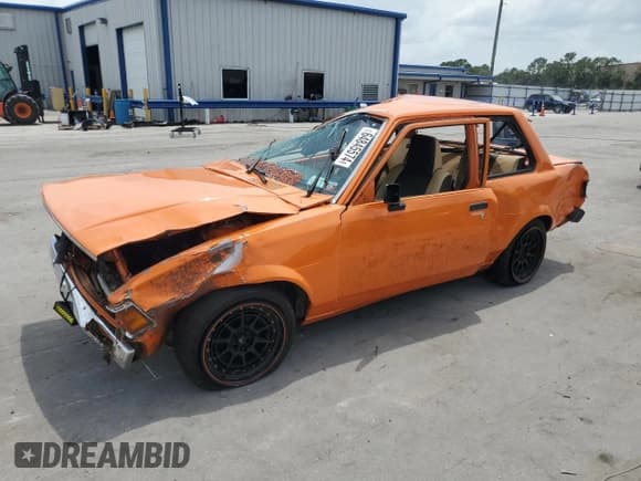 ✅ 1982 Toyota Corolla • VIN: JT2TE72D6C0264568 • Lot: 64845574. Wystawiony na Copart z przebiegiem 210 359 mil. Bezpłatny archiwum sprzedaży aukcyjnych z USA i szczegółowy raport historii pojazdu na DreamBid. Zdjęcie 1.