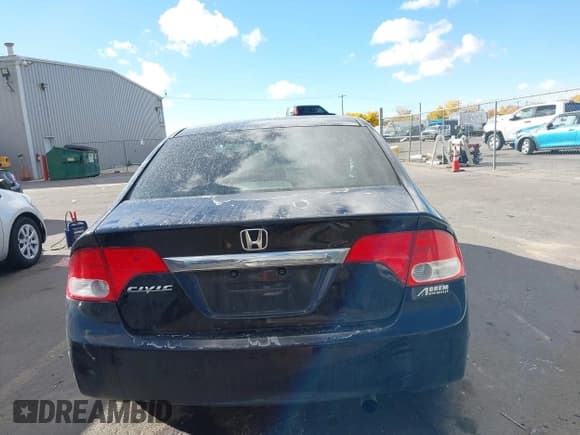 ✅ 2010 Honda Civic EX-L • VIN: 19XFA1F94AE059886 • Lot: 43625335. Listed on IAAI with 245,161 mi. Free auction sales archive from the USA and detailed vehicle history report at DreamBid. Image 16.