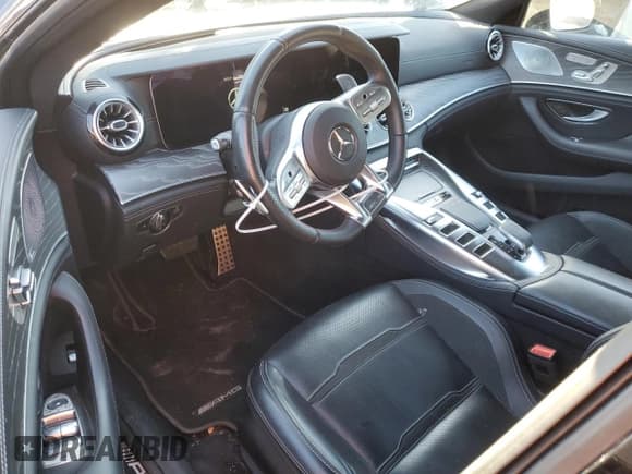 ✅ 2021 Mercedes-Benz AMG GT • VIN: W1K7X8JB5MA035101 • Lot: 42520695. Wystawiony na Copart z przebiegiem 30 016 mil. Bezpłatny archiwum sprzedaży aukcyjnych z USA i szczegółowy raport historii pojazdu na DreamBid. Zdjęcie 8.