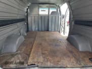 ✅ 2001 Ford Econoline Cargo • VIN: 1FTNE24201HA27491 • Лот: 52409965. Опубликован ранее на Copart с пробегом 143 467 миль. Бесплатный доступ к архиву аукционных продаж из США и подробный отчёт об истории автомобиля на DreamBid. Изображение 10.