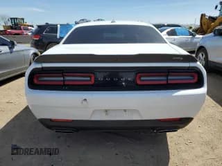 ✅ 2019 Dodge Challenger R/T Scat Pack • VIN: 2C3CDZFJ4KH741504 • Lot: 49606814. Wystawiony na Copart z przebiegiem 34 486 mil. Bezpłatny archiwum sprzedaży aukcyjnych z USA i szczegółowy raport historii pojazdu na DreamBid. Zdjęcie 6.