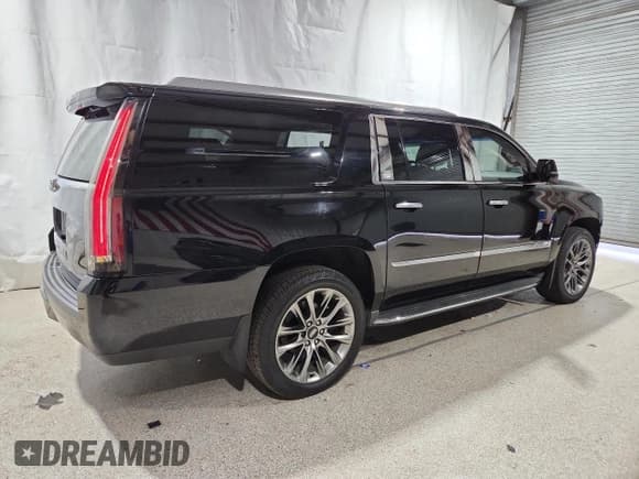 ✅ 2016 Cadillac Escalade ESV Luxury Collection • VIN: 1GYS4HKJ2GR103440 • Lot: 87013305. Listed on Copart with 173,324 mi. Free auction sales archive from the USA and detailed vehicle history report at DreamBid. Image 3.