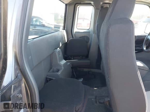 ✅ 2006 Ford Ranger XLT • VIN: 1FTZR45E56PA08006 • Лот: 43615756. Опубликован ранее на IAAI с пробегом Не указан. Бесплатный доступ к архиву аукционных продаж из США и подробный отчёт об истории автомобиля на DreamBid. Изображение 8.