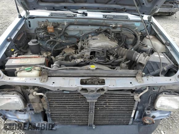 ✅ 1993 Nissan Frontier SE • VIN: 1N6HD16Y0PC408188 • Лот: 71028394. Опубликован ранее на Copart с пробегом 258 939 миль. Бесплатный доступ к архиву аукционных продаж из США и подробный отчёт об истории автомобиля на DreamBid. Изображение 11.