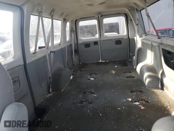 ✅ 2006 Ford Econoline Passenger XL • VIN: 1FBSS31L36DA88383 • Лот: 82373423. Опубликован ранее на Copart с пробегом 146 466 миль. Бесплатный доступ к архиву аукционных продаж из США и подробный отчёт об истории автомобиля на DreamBid. Изображение 10.