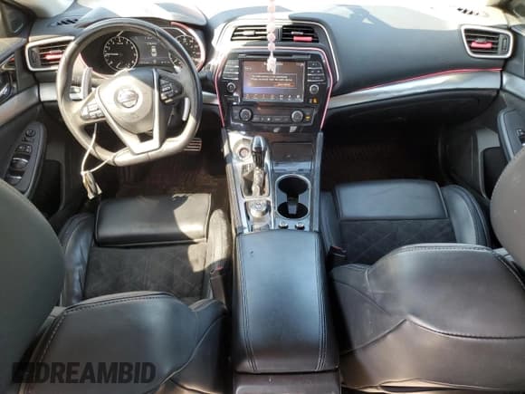 ✅ 2016 Nissan Maxima Platinum • VIN: 1N4AA6AP2GC425363 • Lot: 85860565. Listed on Copart with 113,251 mi. Free auction sales archive from the USA and detailed vehicle history report at DreamBid. Image 8.