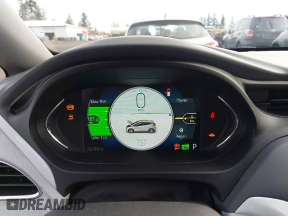 2021 Chevrolet Bolt EV 1LT z VIN 1G1FW6S03M4104806, wystawiony jako IAAI lot #41260127 z przebiegiem 28 180 mil mil oraz . Historia ofert i sprzedaży dostępna na DreamBid. Obrazek 7.