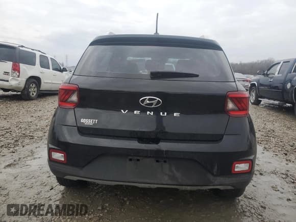 ✅ 2023 Hyundai Venue SEL • VIN: KMHRC8A3XPU239785 • Lot: 43372205. Listed on Copart with 24,293 mi. Free auction sales archive from the USA and detailed vehicle history report at DreamBid. Image 6.
