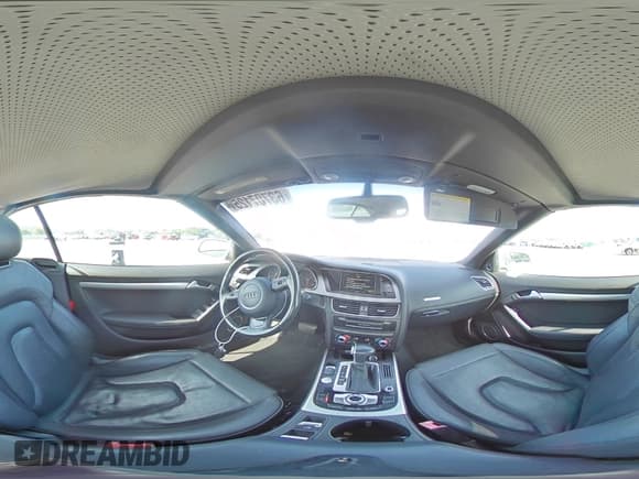 ✅ 2013 Audi A5 Premium Plus • VIN: WAULFAFH7DN011467 • Lot: 64823185. Wystawiony na Copart z przebiegiem 71 936 mil. Bezpłatny archiwum sprzedaży aukcyjnych z USA i szczegółowy raport historii pojazdu na DreamBid. Zdjęcie 14.