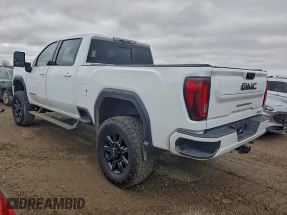 ✅ 2021 GMC Sierra 2500HD AT4 • VIN: 1GT49PEYXMF115643 • Lot: 92095675. Wystawiony na Copart z przebiegiem 122 306 mil. Bezpłatny archiwum sprzedaży aukcyjnych z USA i szczegółowy raport historii pojazdu na DreamBid. Zdjęcie 2.