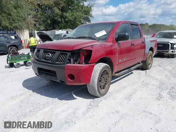 ✅ 2006 Nissan Titan LE • VIN: 1N6BA07A96N530688 • Lot: 43479298. Wystawiony na IAAI z przebiegiem Nie podano. Bezpłatny archiwum sprzedaży aukcyjnych z USA i szczegółowy raport historii pojazdu na DreamBid. Zdjęcie 2.