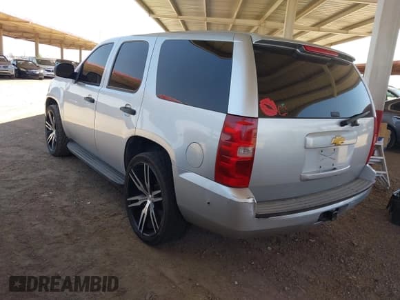 ✅ 2012 Chevrolet Tahoe Commercial • VIN: 1GNLC2E06CR183680 • Lot: 42692485. Wystawiony na IAAI z przebiegiem 177 100 mil. Bezpłatny archiwum sprzedaży aukcyjnych z USA i szczegółowy raport historii pojazdu na DreamBid. Zdjęcie 3.