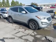 ✅ 2014 Hyundai Santa Fe • VIN: 5XYZU3LB7EG205102 • Lot: 43657537. Wystawiony na IAAI z przebiegiem 142 689 mil. Bezpłatny archiwum sprzedaży aukcyjnych z USA i szczegółowy raport historii pojazdu na DreamBid. Zdjęcie 1.
