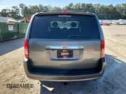 ✅ 2010 Chrysler Town & Country Touring Plus • VIN: 2A4RR8DX1AR334221 • Lot: 91305345. Wystawiony na Copart z przebiegiem 281 649 mil. Bezpłatny archiwum sprzedaży aukcyjnych z USA i szczegółowy raport historii pojazdu na DreamBid. Zdjęcie 6.