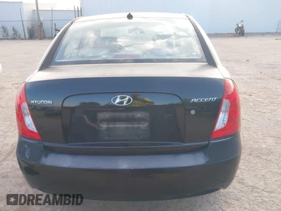 ✅ 2009 Hyundai Accent Auto GLS • VIN: KMHCN46C39U299878 • Лот: 43479557. Опубликован ранее на IAAI с пробегом 121 290 миль. Бесплатный доступ к архиву аукционных продаж из США и подробный отчёт об истории автомобиля на DreamBid. Изображение 16.