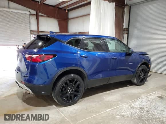✅ 2022 Chevrolet Blazer LT • VIN: 3GNKBHR49NS132477 • Lot: 70372994. Listed on Copart with 32,432 mi miles. Access the free auction sales archive from the USA and view a detailed vehicle history report at DreamBid. Image 3.