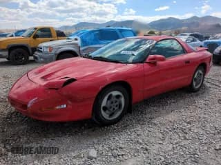 ✅ 1995 Pontiac Firebird Firebird • VIN: 2G2FS22S5S2227060 • Lot: 64597545. Listed on Copart with 106,971 mi. Free auction sales archive from the USA and detailed vehicle history report at DreamBid. Image 1.