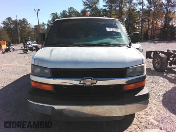 2015 Chevrolet Express Passenger LT с VIN 1GAZG1FG8F1107967, выставлен на аукционе Copart как лот 80240024 с пробегом 72 393 миль миль и Чистый • Clean title. История ставок и продаж доступна на DreamBid. Изображение 5.