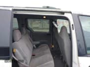 ✅ 2000 Ford Windstar LX • VIN: 2FMZA5142YBC02251 • Lot: 43770480. Wystawiony na IAAI z przebiegiem 239 361 mil. Bezpłatny archiwum sprzedaży aukcyjnych z USA i szczegółowy raport historii pojazdu na DreamBid. Zdjęcie 8.