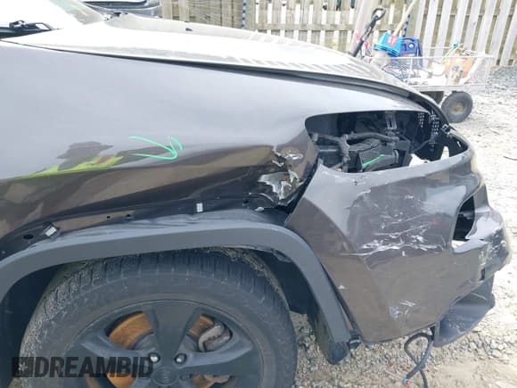 ✅ 2018 Jeep Cherokee Latitude Tech Connect • VIN: 1C4PJLCB4JD544828 • Лот: 42014347. Опубликован ранее на IAAI с пробегом 66 981 миль. Бесплатный доступ к архиву аукционных продаж из США и подробный отчёт об истории автомобиля на DreamBid. Изображение 18.