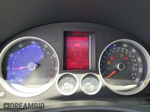 ✅ 2007 Volkswagen Golf GTI • VIN: WVWHV71K17W040107 • Лот: 67652164. Опубликован ранее на Copart с пробегом 172 255 миль. Бесплатный доступ к архиву аукционных продаж из США и подробный отчёт об истории автомобиля на DreamBid. Изображение 9.