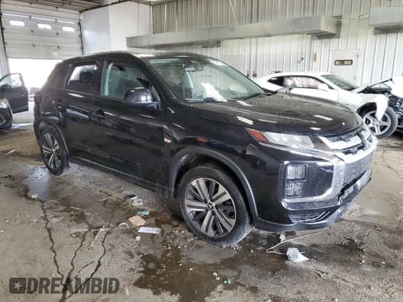 2022 Mitsubishi Outlander ES with VIN JA4ARUAU1NU015152, listed as a Copart auction lot 67239445 with 91,301 mi miles and Clean title. Bid and sale history available at DreamBid. Image 4.