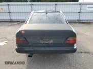 ✅ 1987 Mercedes-Benz 300 D • VIN: WDBEB33D6HA389411 • Lot: 80513135. Listed on Copart with 183,310 mi. Free auction sales archive from the USA and detailed vehicle history report at DreamBid. Image 6.