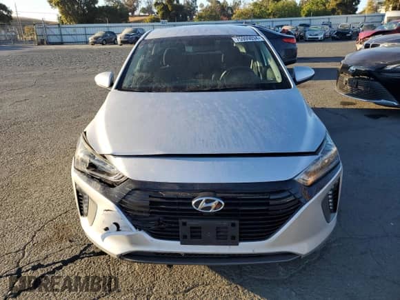 2017 Hyundai Ioniq SEL с VIN KMHC75LCXHU021482, выставлен на аукционе Copart как лот 75909034 с пробегом 65 216 миль миль и Списание • Salvage title. История ставок и продаж доступна на DreamBid. Изображение 5.