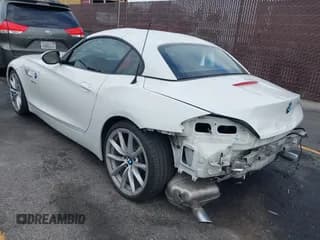 ✅ 2015 BMW Z4 sDrive35i • VIN: WBALM7C55FJ798903 • Lot: 43519063. Wystawiony na IAAI z przebiegiem 72 697 mil. Bezpłatny archiwum sprzedaży aukcyjnych z USA i szczegółowy raport historii pojazdu na DreamBid. Zdjęcie 3.