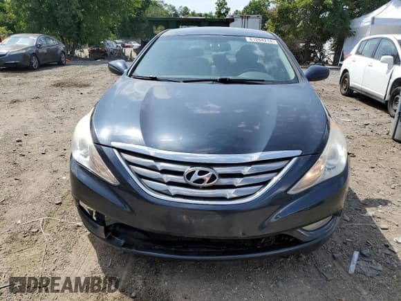 ✅ 2012 Hyundai Sonata SE • VIN: 5NPEC4AC6CH426005 • Lot: 61264214. Listed on Copart with 159,045 mi. Free auction sales archive from the USA and detailed vehicle history report at DreamBid. Image 5.