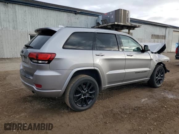 ✅ 2017 Jeep Grand Cherokee Altitude • VIN: 1C4RJFAG7HC927090 • Lot: 92437755. Listed on Copart with 141,735 mi. Free auction sales archive from the USA and detailed vehicle history report at DreamBid. Image 3.