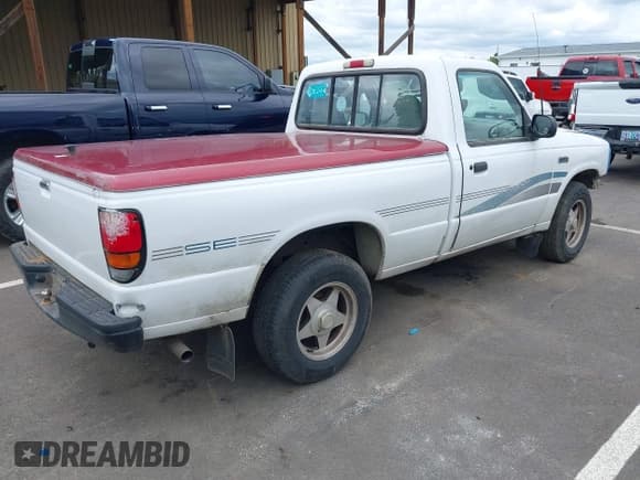 ✅ 1995 Mazda B-Series • VIN: 4F4CR12A9STM30259 • Lot: 42243443. Listed on IAAI with 211,203 mi. Free auction sales archive from the USA and detailed vehicle history report at DreamBid. Image 4.