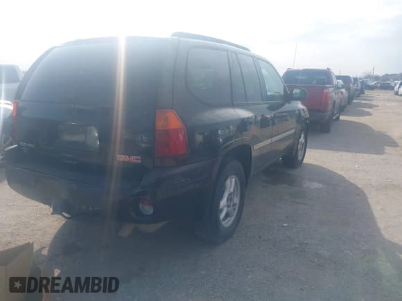 ✅ 2006 GMC Envoy SLT • VIN: 1GKDS13S062234137 • Lot: 41561864. Wystawiony na IAAI z przebiegiem 221 031 mil. Bezpłatny archiwum sprzedaży aukcyjnych z USA i szczegółowy raport historii pojazdu na DreamBid. Zdjęcie 4.